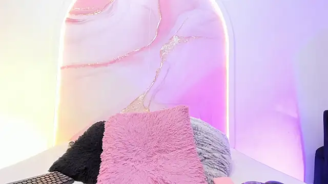 Sofii Lopezz online show from November 15, 2025, 11:14 am