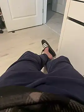 Enrimas1210 online show from March 18, 2026, 10:32 pm