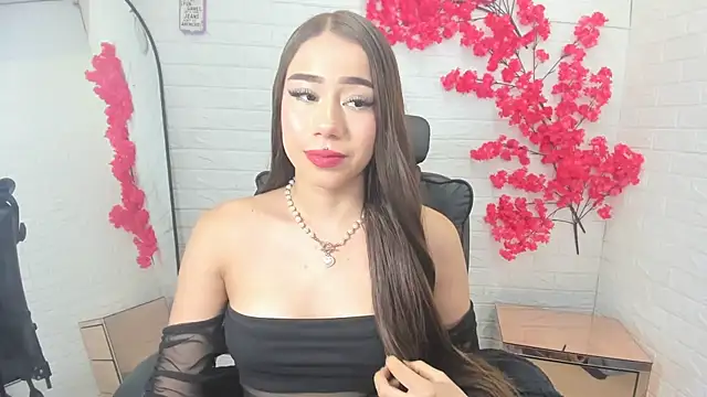 BarbieGirl    online show from September 24, 2025, 4:52 am