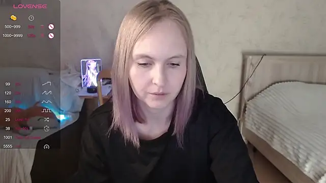 Snapshot of Agatha_Mott chatting on October 11, 2025, 5:08 am Agatha Mott online show from October 11, 2025, 5:08 am