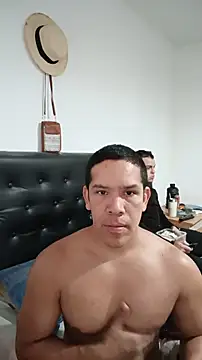 Snapshot of liamlara chatting on May 24, 2026, 7:14 pm liamlara online show from May 24, 2026, 7:14 pm