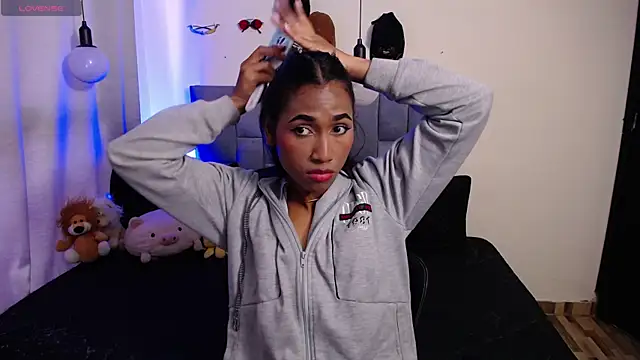 Snapshot of Alissemasiel chatting on November 26, 2025, 7:03 pm Alissemasiel online show from November 26, 2025, 7:03 pm