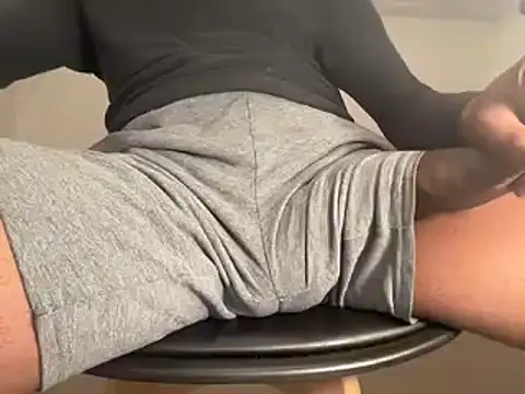 Snapshot of DoctorGirthBBC chatting on February 20, 2025, 3:23 am DoctorGirthBBC online show from February 20, 2025, 3:23 am