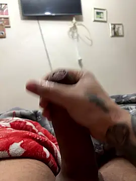 Snapshot of yeiyei_oficial chatting on January 17, 2026, 12:20 pm yeiyei oficial online show from January 17, 2026, 12:20 pm