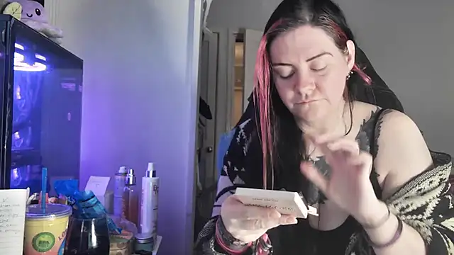 AureliaXOX online show from January 17, 2026, 10:08 am