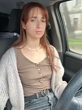 Maria Moonlight online show from April 3, 2026, 8:10 am