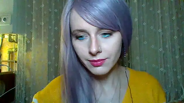 LuminousLady online show from March 7, 2025, 6:00 pm