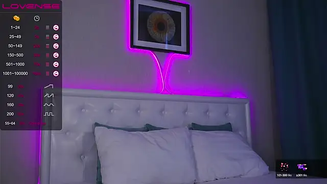 Snapshot of LeaCox_ chatting on October 8, 2025, 8:05 am LeaCox online show from October 8, 2025, 8:05 am