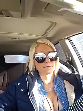 beautifulme23 online show from February 3, 2025, 3:06 pm