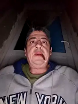 Snapshot of Fafas26 chatting on December 15, 2025, 7:41 pm Fafas26 online show from December 15, 2025, 7:41 pm