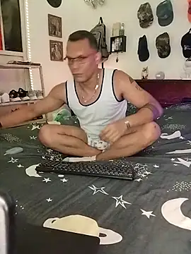 XhaseFoX online show from February 18, 2025, 2:27 am