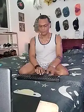 XhaseFoX online show from February 19, 2025, 2:23 am