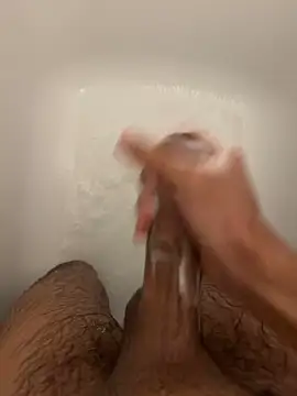 Snapshot of amialiii chatting on February 17, 2025, 3:22 pm amialiii online show from February 17, 2025, 3:22 pm