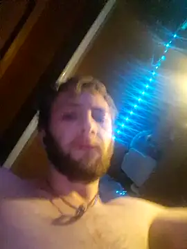 Snapshot of Jaymie2p25 chatting on October 4, 2025, 10:33 pm Jaymie2p25 online show from October 4, 2025, 10:33 pm