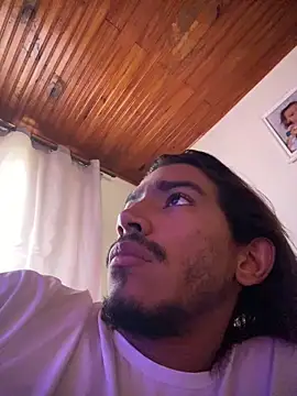 Mineirinho043 online show from April 3, 2026, 4:02 pm