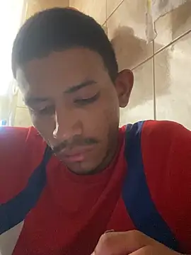 Snapshot of Mineirinho043 chatting on March 12, 2025, 11:32 am Mineirinho043 online show from March 12, 2025, 11:32 am