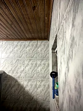 Snapshot of Mineirinho043 chatting on October 28, 2025, 10:31 pm Mineirinho043 online show from October 28, 2025, 10:31 pm