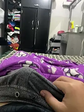 Snapshot of Eduardo08000 chatting on March 25, 2026, 7:13 pm Eduardo08000 online show from March 25, 2026, 7:13 pm