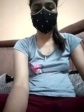 fuungirl38 online show from January 12, 2026, 4:47 pm