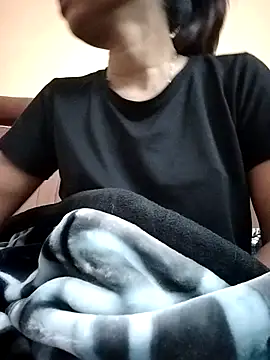 fuungirl38 online show from December 23, 2025, 8:46 am