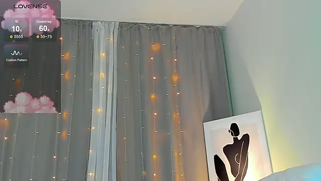 Snapshot of Mia_Luw chatting on March 19, 2025, 4:02 pm Mia Luw online show from March 19, 2025, 4:02 pm