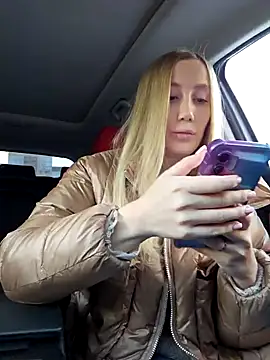 Snapshot of Pussy_Drive03 chatting on December 1, 2025, 4:24 am Pussy Drive03 online show from December 1, 2025, 4:24 am