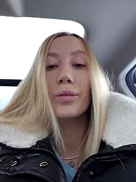 Snapshot of Pussy_Drive03 chatting on November 25, 2025, 4:35 am Pussy Drive03 online show from November 25, 2025, 4:35 am