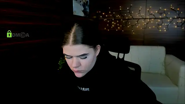 elmira rose online show from February 11, 2025, 4:24 pm