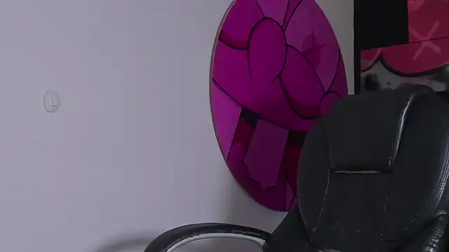 ISAAC CRYSTON online show from October 27, 2025, 7:48 pm