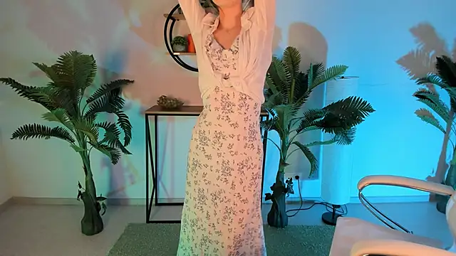 KiraMontoya online show from March 11, 2025, 9:15 pm