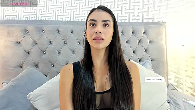 Snapshot of FelicityAdams chatting on December 4, 2025, 2:27 pm FelicityAdams online show from December 4, 2025, 2:27 pm