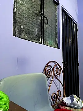 Snapshot of julieta_fn chatting on December 16, 2025, 1:21 am julieta fn online show from December 16, 2025, 1:21 am