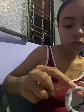 Snapshot of julieta_fn chatting on March 1, 2026, 4:34 am julieta fn online show from March 1, 2026, 4:34 am