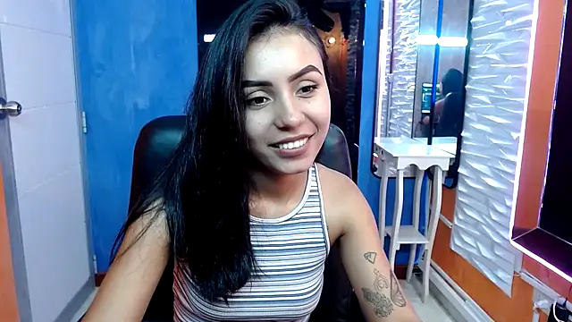 Snapshot of julieta_fn chatting on November 13, 2025, 3:49 pm julieta fn online show from November 13, 2025, 3:49 pm