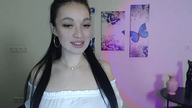 Snapshot of Eva_Eldis chatting on February 14, 2025, 4:41 pm Eva Eldis online show from February 14, 2025, 4:41 pm