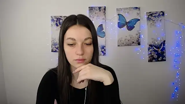 Eva Eldis online show from April 15, 2026, 11:16 am