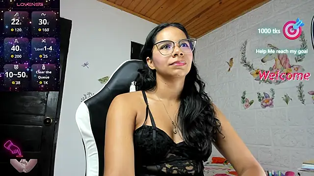 alisson hoffman05 online show from December 14, 2025, 12:00 pm