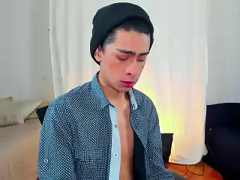 Snapshot of steve__gray chatting on February 10, 2025, 2:16 pm steve gray online show from February 10, 2025, 2:16 pm