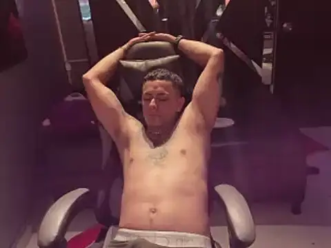 Natha and Sophia online show from March 9, 2025, 10:30 am