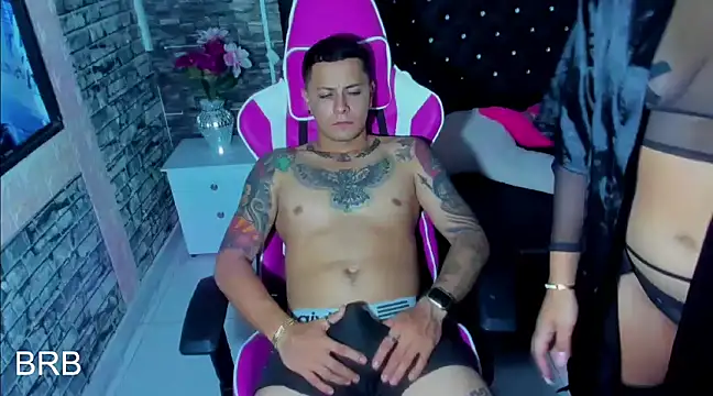 Natha and Sophia online show from February 24, 2025, 10:04 am