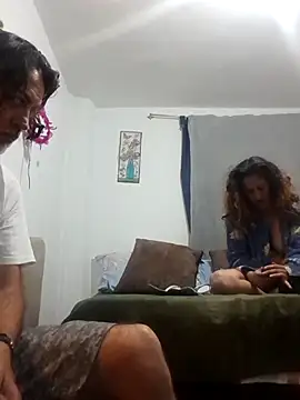 Snapshot of jeans_and_emma chatting on December 16, 2025, 4:50 am jeans and emma online show from December 16, 2025, 4:50 am