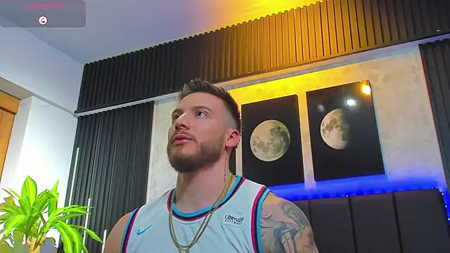 David blake  online show from February 28, 2025, 5:48 am