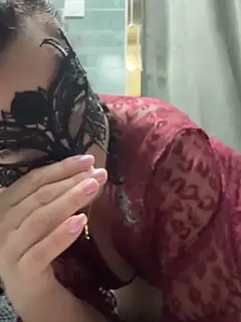 Snapshot of Loveblackzilla chatting on November 30, 2025, 10:54 pm Loveblackzilla online show from November 30, 2025, 10:54 pm