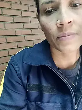 dulce 696 online show from October 14, 2025, 6:19 pm