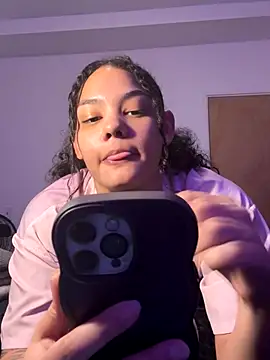 Snapshot of tastylolaaa chatting on November 10, 2025, 9:25 am tastylolaaa online show from November 10, 2025, 9:25 am