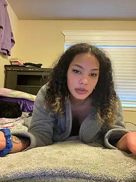 Snapshot of tastylolaaa chatting on February 5, 2025, 4:25 pm tastylolaaa online show from February 5, 2025, 4:25 pm