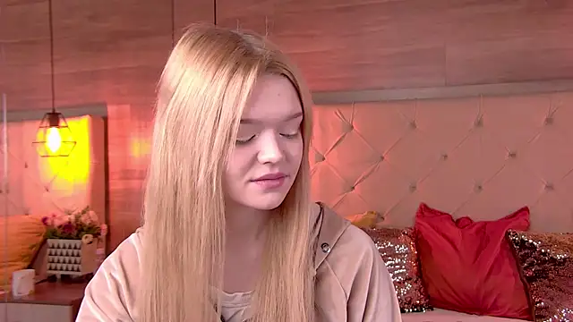 AdeleCartier online show from February 10, 2025, 1:57 am