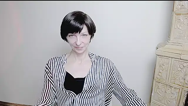 Snapshot of _AngeliaFlow_ chatting on March 22, 2025, 9:56 am AngeliaFlow online show from March 22, 2025, 9:56 am