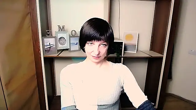  AngeliaFlow  online show from February 23, 2026, 9:21 am