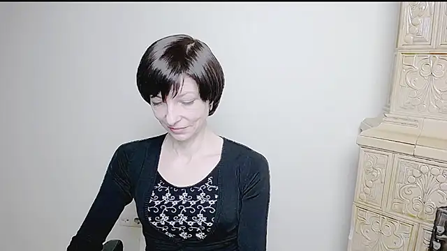 Snapshot of _AngeliaFlow_ chatting on March 19, 2025, 7:07 am AngeliaFlow online show from March 19, 2025, 7:07 am